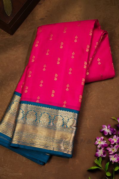 Rich Contrast Border Saree